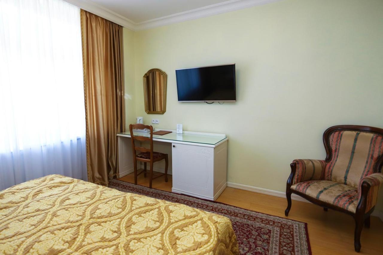 Hotel Zlaty Sloup 3*