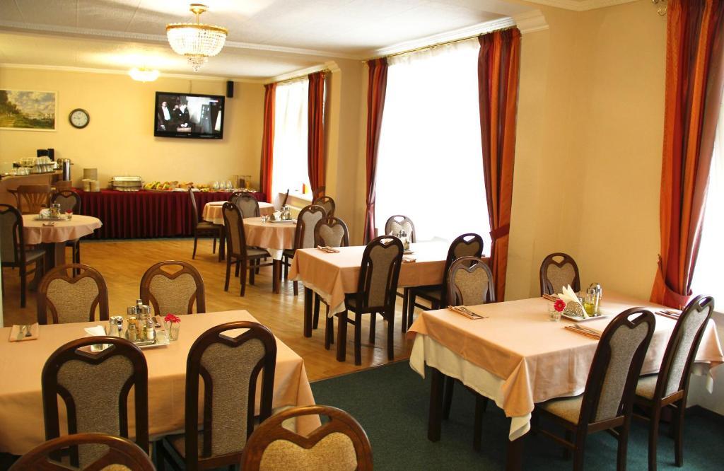 Hotel Zlaty Sloup 3*